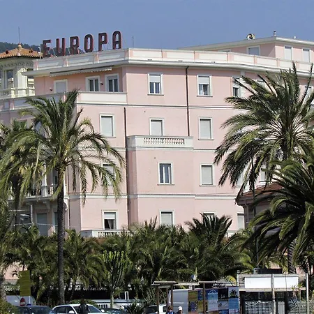 Europa Palace מלון 5*