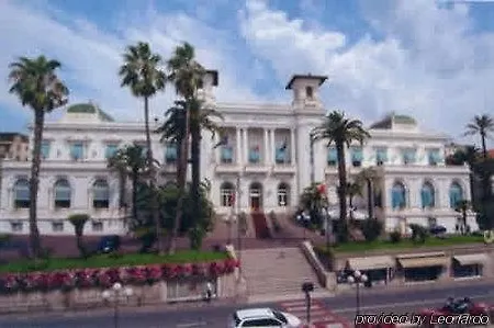 Europa Palace מלון